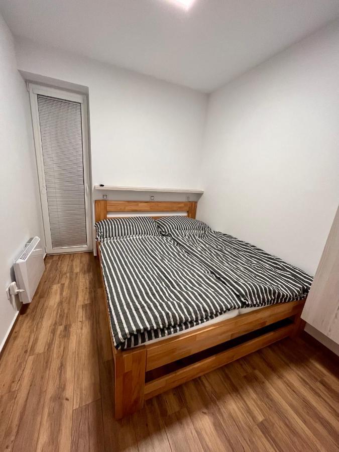 Appartement U Srubu à Moravany  Extérieur photo
